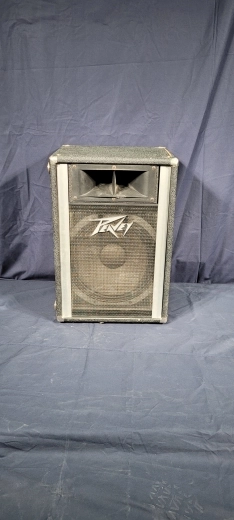 PEAVEY 115H 15